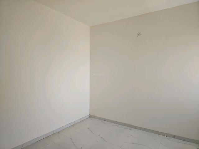 2 BHK Apartment in Kesnand for resale Pune. The reference number is 20115930