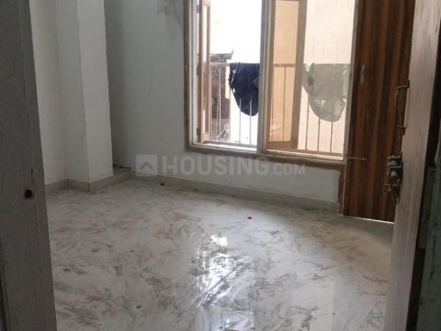 2 BHK Apartment in Khanpur for rent New Delhi. The reference number is 20527897