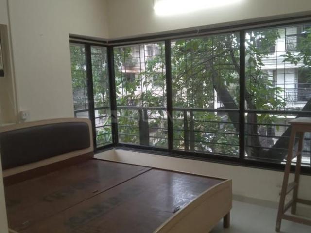 2 BHK Apartment in Khar West for rent Mumbai. The reference number is 18148915