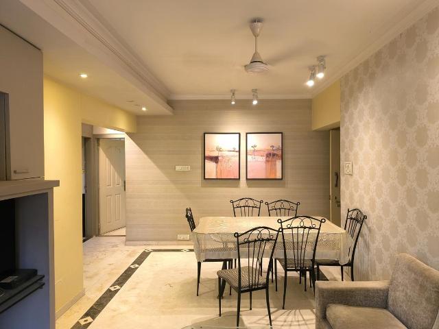 2 BHK Apartment in Khar West for rent Mumbai. The reference number is 19741932