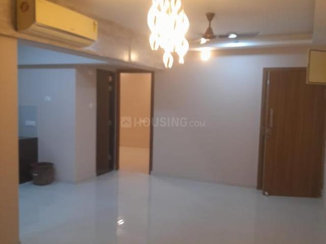 2 BHK Apartment in Khar West for rent Mumbai. The reference number is 19794370