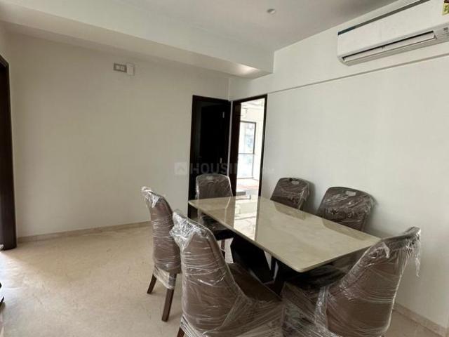 2 BHK Apartment in Khar West for rent Mumbai. The reference number is 19887784