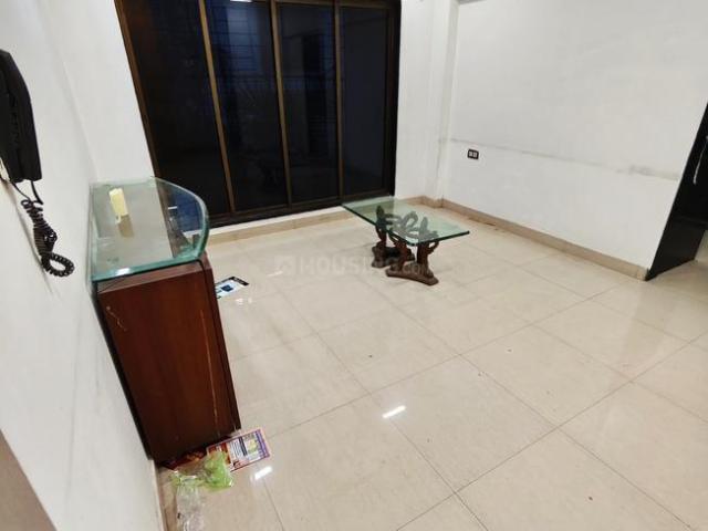 2 BHK Apartment in Khar West for rent Mumbai. The reference number is 20060510