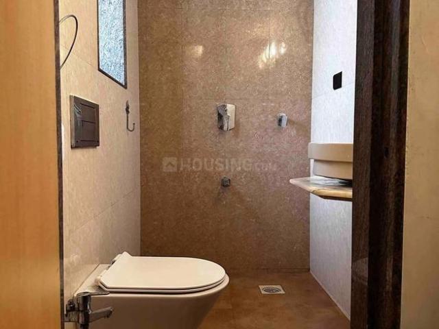 2 BHK Apartment in Khar West for rent Mumbai. The reference number is 20084875