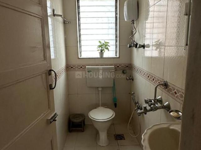 2 BHK Apartment in Khar West for rent Mumbai. The reference number is 20005363