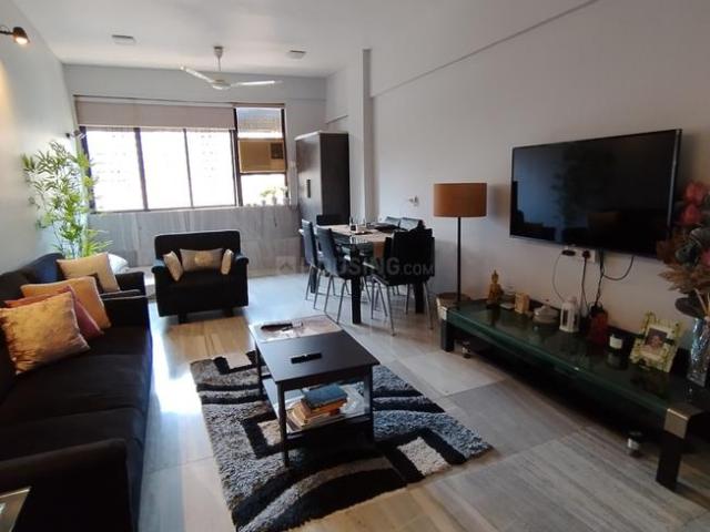 2 BHK Apartment in Khar West for rent Mumbai. The reference number is 20011045
