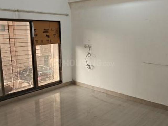 2 BHK Apartment in Khar West for rent Mumbai. The reference number is 20124561