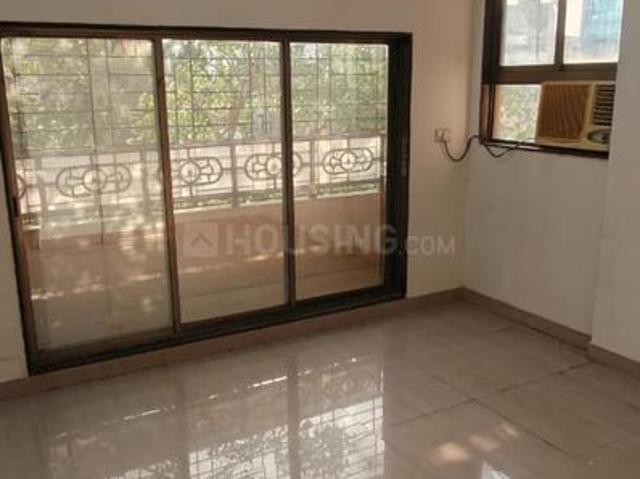2 BHK Apartment in Khar West for rent Mumbai. The reference number is 20249910