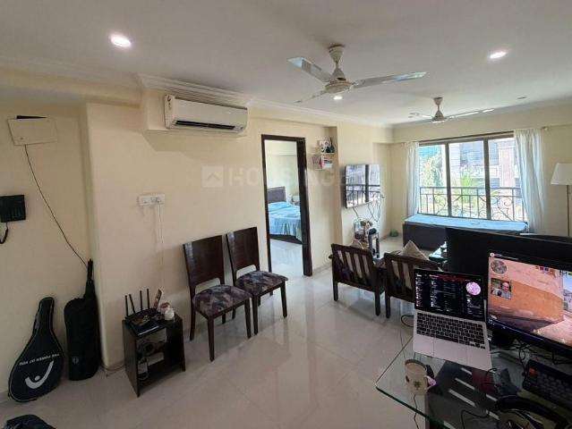 2 BHK Apartment in Khar West for rent Mumbai. The reference number is 20251079