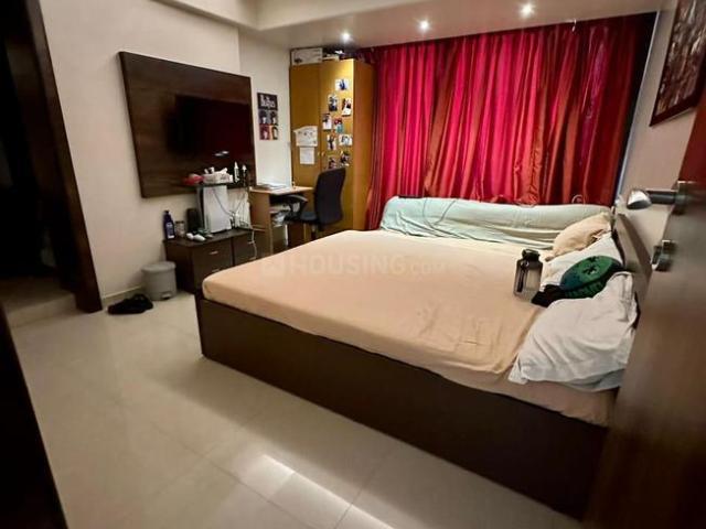 2 BHK Apartment in Khar West for rent Mumbai. The reference number is 20374760
