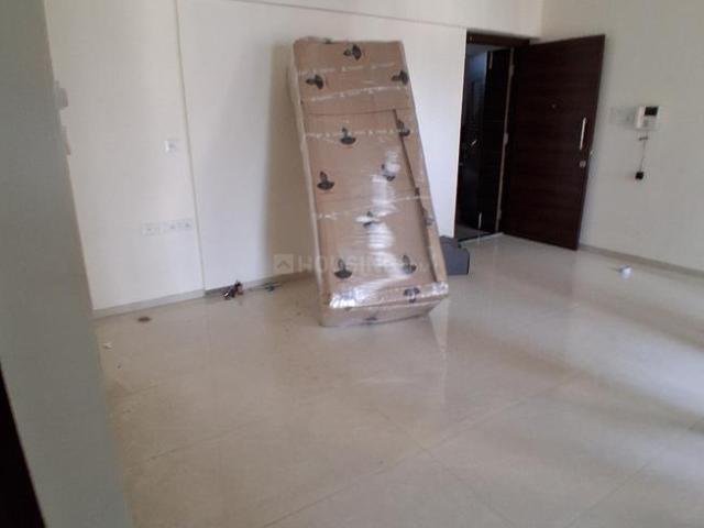 2 BHK Apartment in Khar West for rent Mumbai. The reference number is 20455626