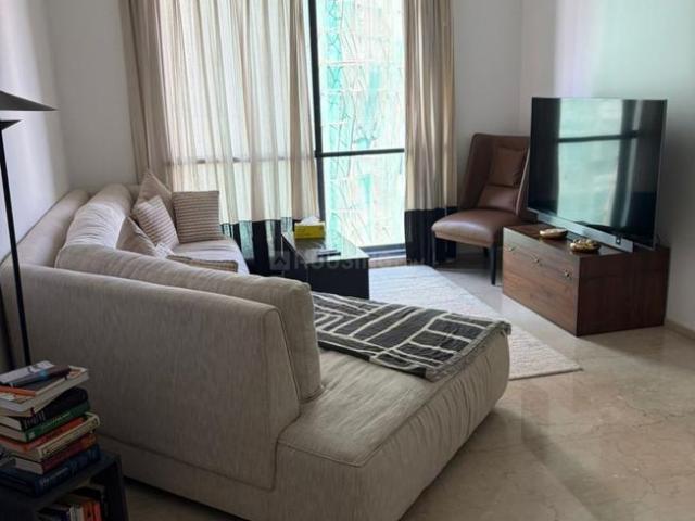 2 BHK Apartment in Khar West for rent Mumbai. The reference number is 20463959