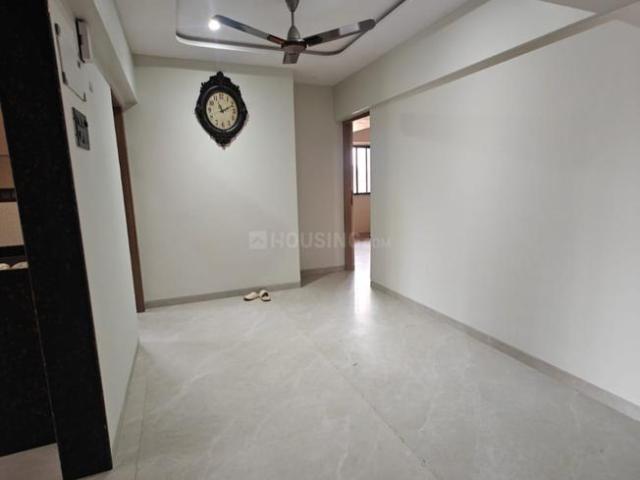2 BHK Apartment in Khar West for rent Mumbai. The reference number is 20475015