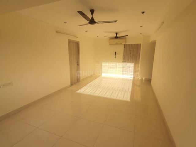 2 BHK Apartment in Khar West for rent Mumbai. The reference number is 20669245