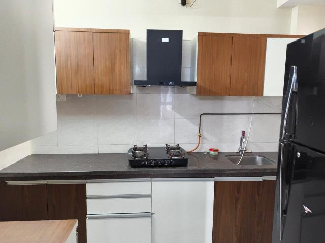 2 BHK Apartment in Kharadi for rent Pune. The reference number is 18384876