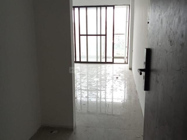 2 BHK Apartment in Kharadi for rent Pune. The reference number is 20105742
