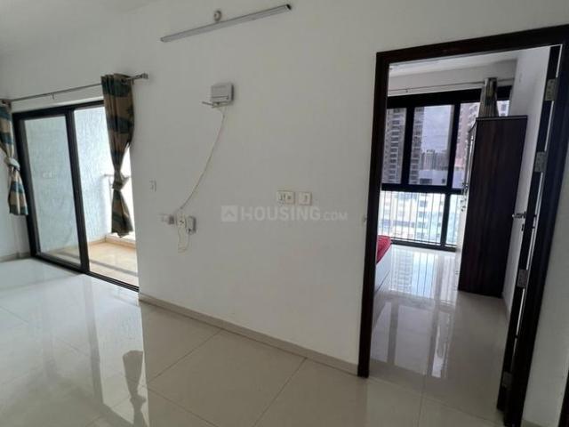 2 BHK Apartment in Kharadi for rent Pune. The reference number is 20416471