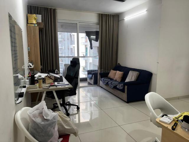 2 BHK Apartment in Kharadi for rent Pune. The reference number is 20420171