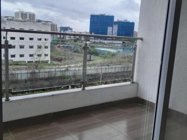 2 BHK Apartment in Kharadi for rent Pune. The reference number is 20712042
