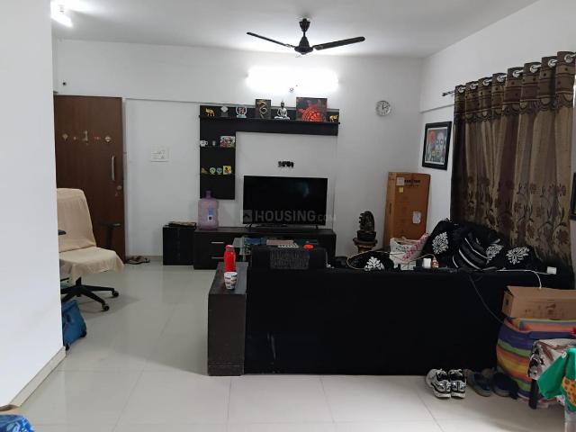 2 BHK Apartment in Kharadi for rent Pune. The reference number is 20721696