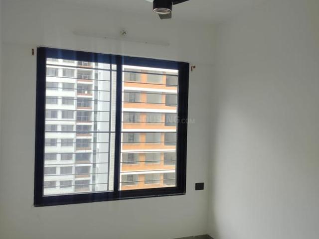 2 BHK Apartment in Kharadi for rent Pune. The reference number is 20736672