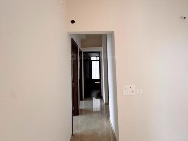 2 BHK Apartment in Kharadi for rent Pune. The reference number is 20753684