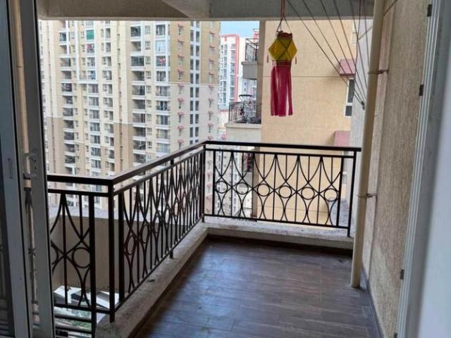 2 BHK Apartment in Kharadi for rent Pune. The reference number is 20779207
