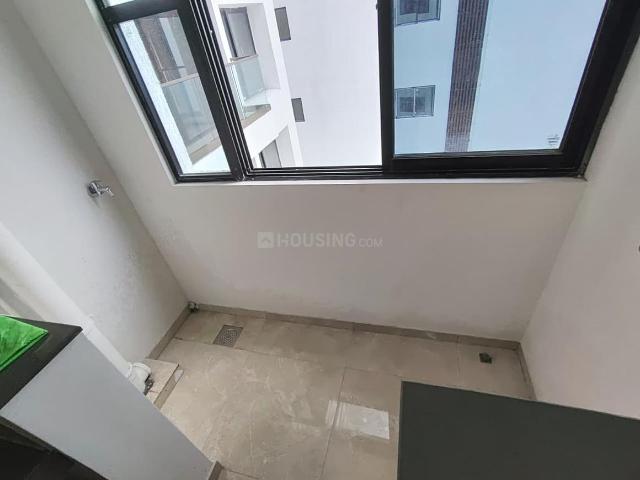 2 BHK Apartment in Kharadi for rent Pune. The reference number is 20793973
