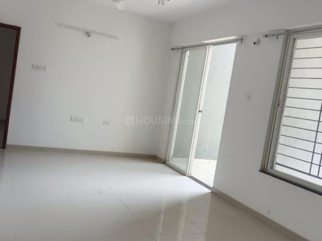 2 BHK Apartment in Kharadi for rent Pune. The reference number is 20828604