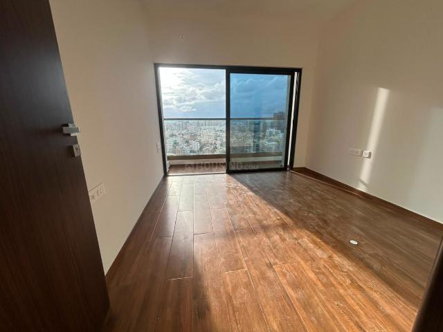 2 BHK Apartment in Kharadi for rent Pune. The reference number is 20821084
