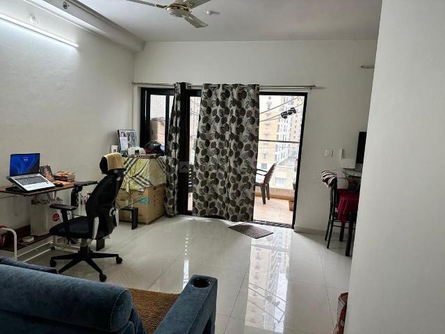 2 BHK Apartment in Kharadi for rent Pune. The reference number is 20927181