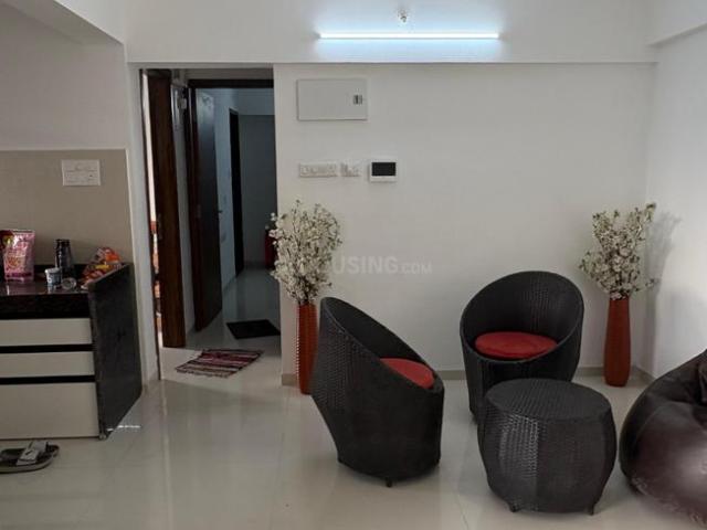 2 BHK Apartment in Kharadi for rent Pune. The reference number is 20937610
