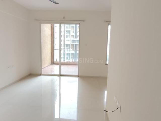 2 BHK Apartment in Kharadi for rent Pune. The reference number is 20943479