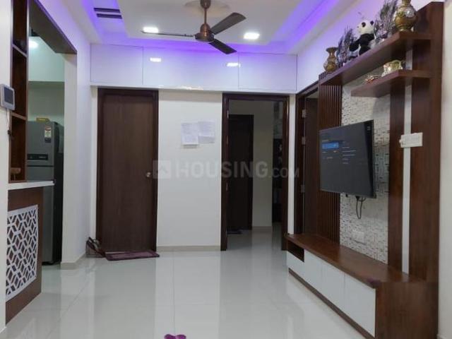 2 BHK Apartment in Kharadi for rent Pune. The reference number is 20973055