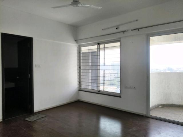2 BHK Apartment in Kharadi for resale Pune. The reference number is 19475127
