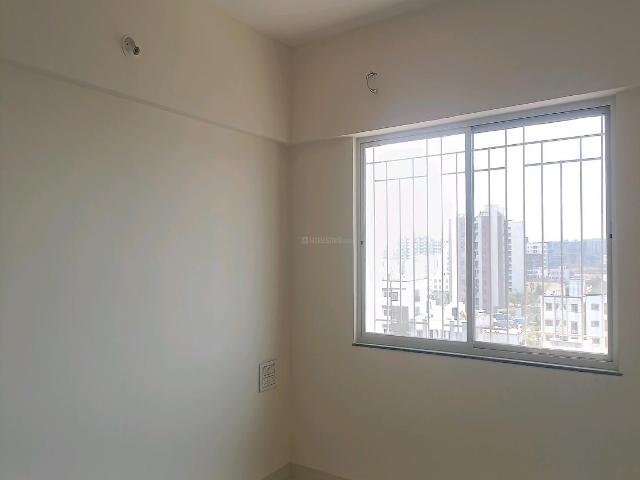 2 BHK Apartment in Kharadi for resale Pune. The reference number is 19689059