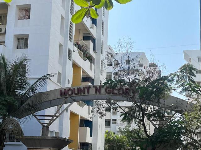 2 BHK Apartment in Kharadi for resale Pune. The reference number is 19742892