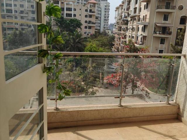 2 BHK Apartment in Kharadi for resale Pune. The reference number is 19777363