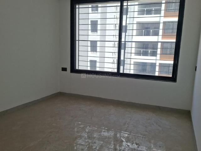2 BHK Apartment in Kharadi for resale Pune. The reference number is 19943709