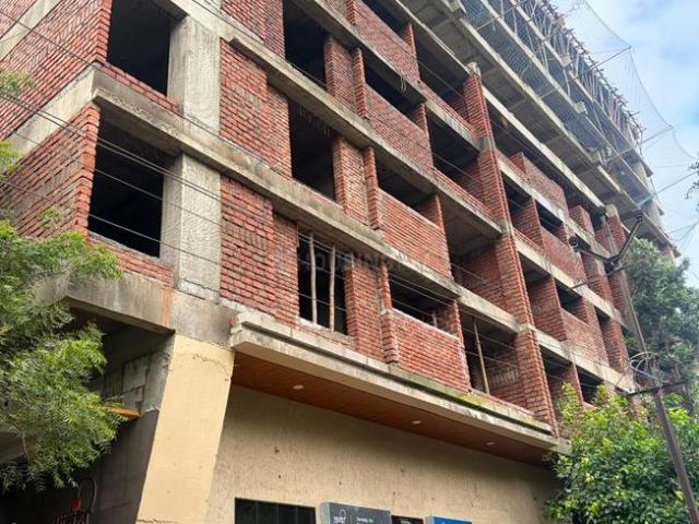 2 BHK Apartment in Kharadi for resale Pune. The reference number is 20936850