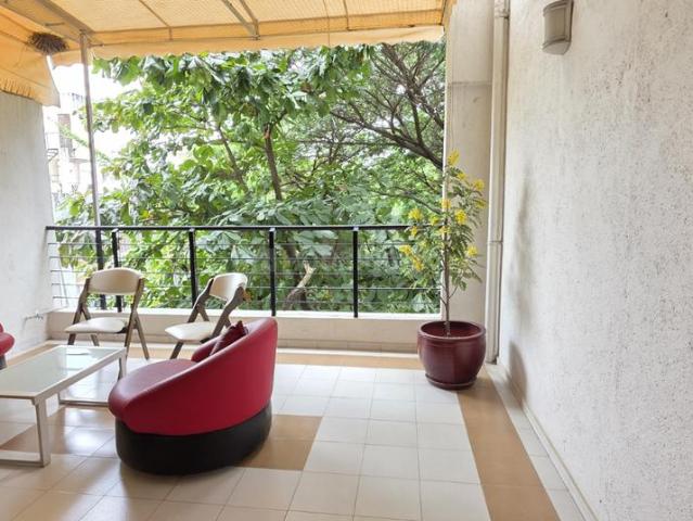 2 BHK Apartment in Kharadi for resale Pune. The reference number is 20104210