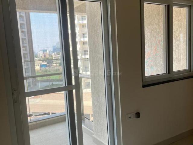 2 BHK Apartment in Kharadi for resale Pune. The reference number is 20155819