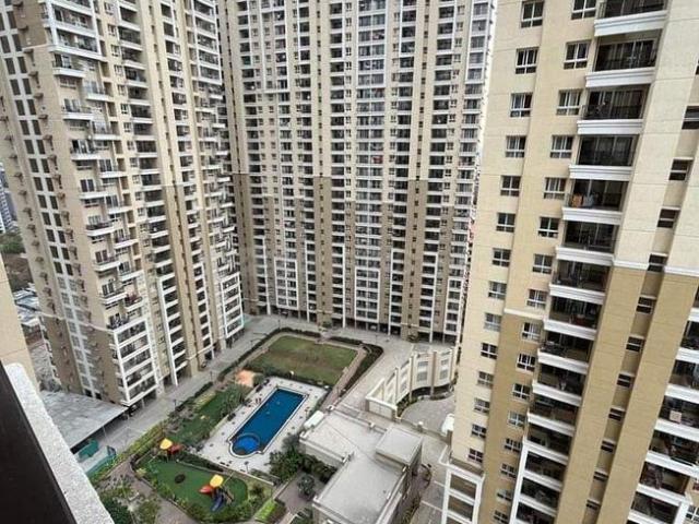 2 BHK Apartment in Kharadi for resale Pune. The reference number is 20229605