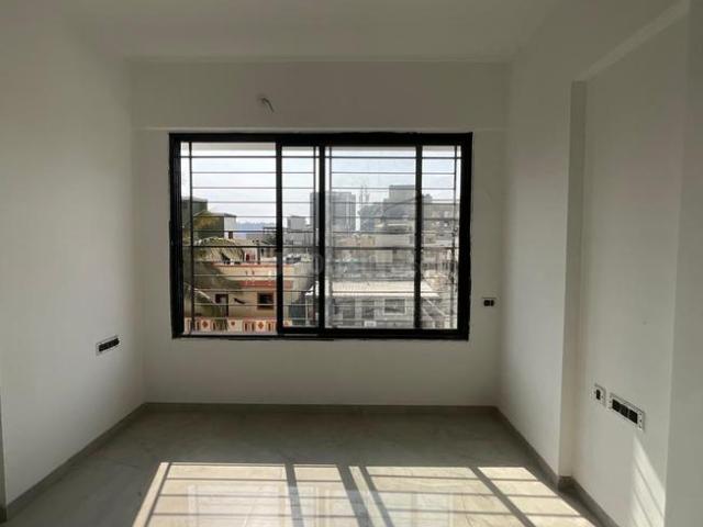 2 BHK Apartment in Kharadi for resale Pune. The reference number is 20336182