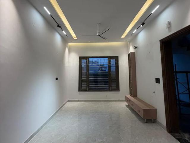 2 BHK Apartment in Kharar for resale Mohali. The reference number is 20643941