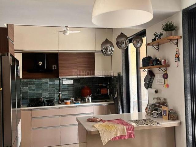 2 BHK Apartment in Kharghar for resale Navi Mumbai. The reference number is 16888911