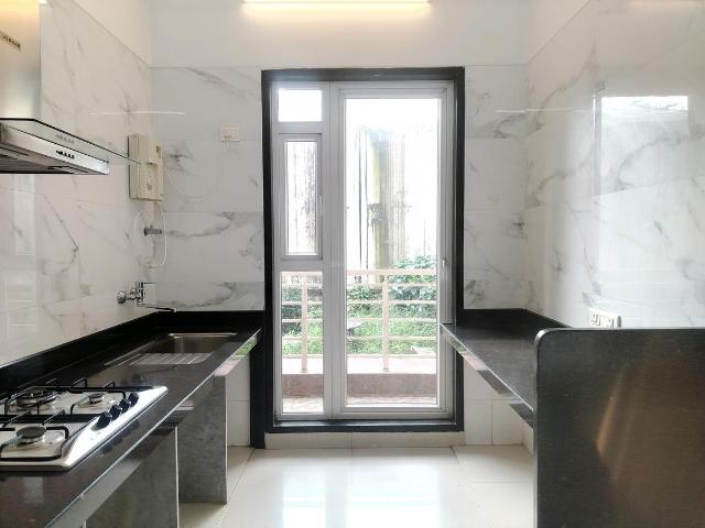 2 BHK Apartment in Kharghar for resale Navi Mumbai. The reference number is 18348698