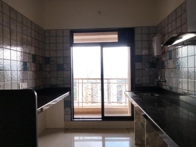 2 BHK Apartment in Kharghar for resale Navi Mumbai. The reference number is 18411118