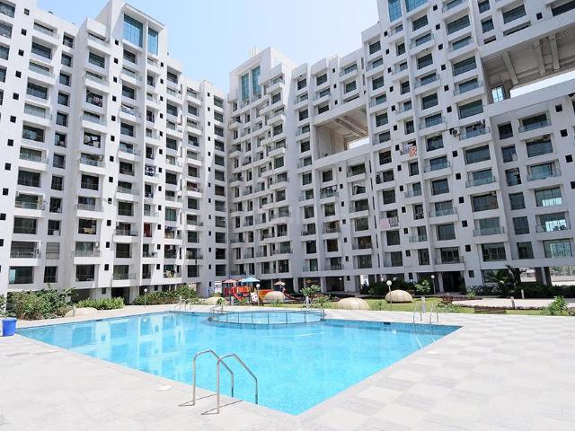 2 BHK Apartment in Kharghar for resale Navi Mumbai. The reference number is 18637735