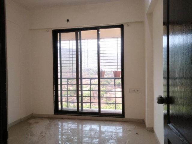 2 BHK Apartment in Kharghar for resale Navi Mumbai. The reference number is 19264385
